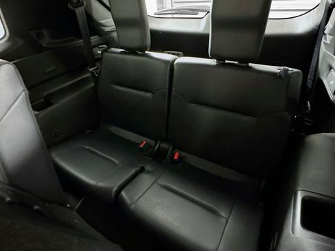 Used 2023 Mitsubishi Outlander SE FWD image 29