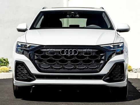 Used 2026 Audi Q8 Premium Plus AWD/4WD image 3