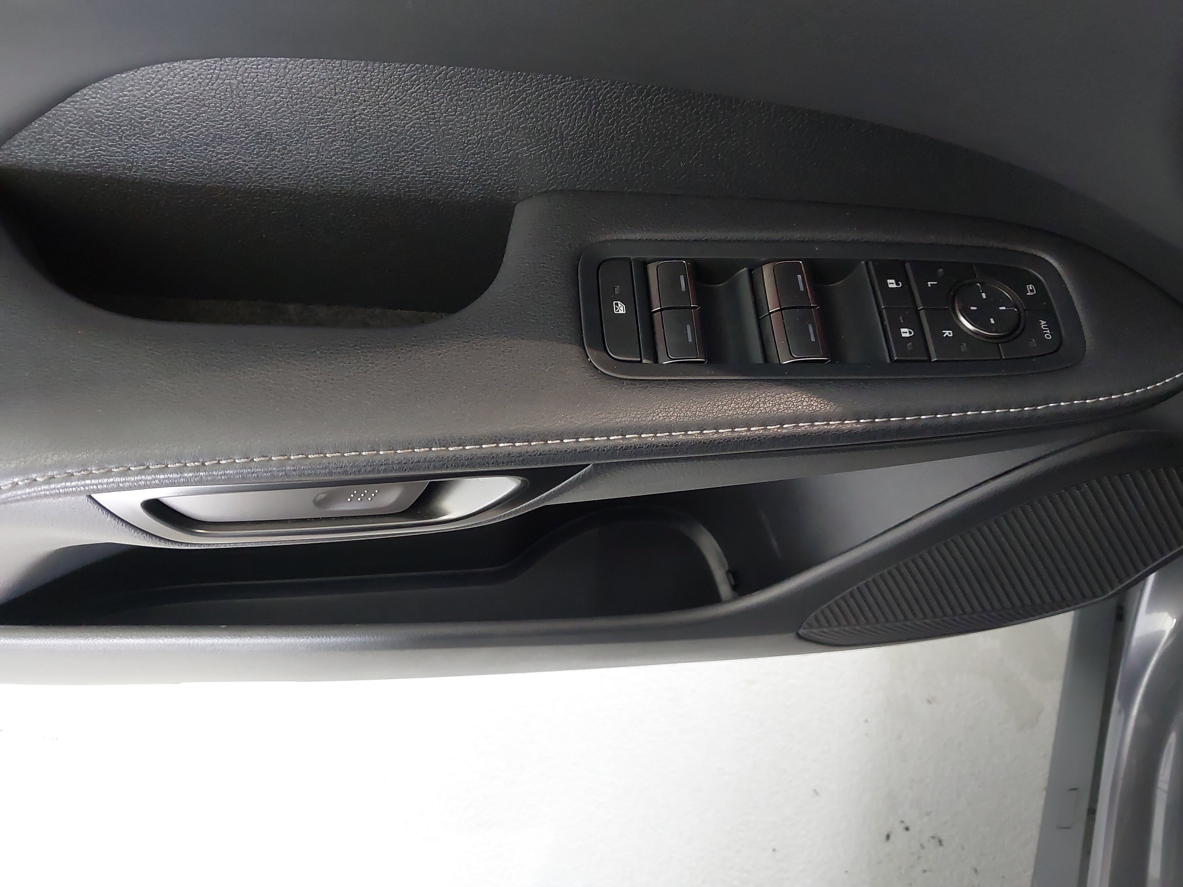 Used 2023 Lexus RX 350 Premium Plus w/ Cold Area Package FWD image 26