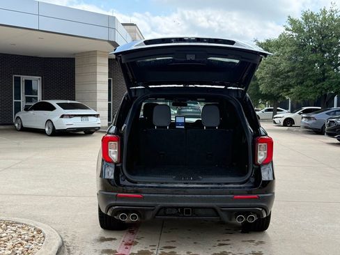 Used 2023 Ford Explorer ST w/ Equipment Group 401A AWD/4WD image 5