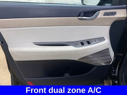 Used 2022 Hyundai Palisade Limited w/ Winter Package AWD/4WD image 9