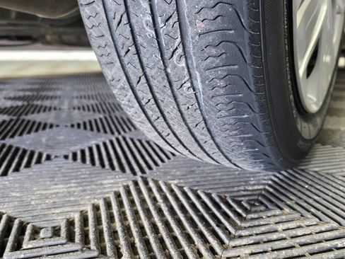 Used 2020 Honda Fit LX image 34