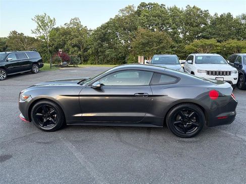 Used 2017 Ford Mustang Coupe RWD image 7