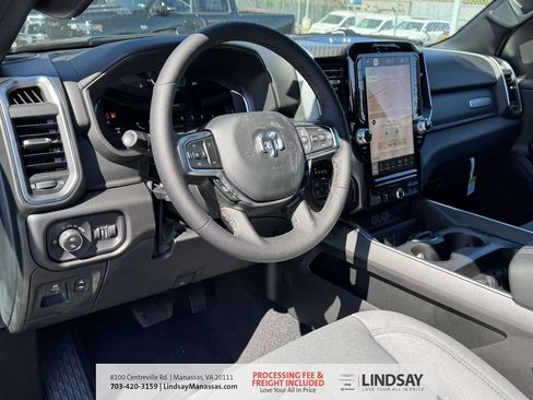 New 2026 RAM 1500 4x4 Crew Cab image 16