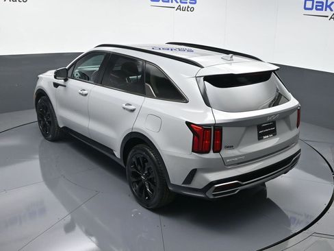 Certified 2023 Kia Sorento SX image 54