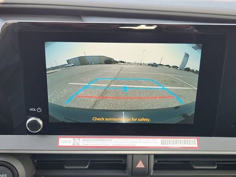 New 2026 Toyota Prius Plug-In Hybrid FWD image 19