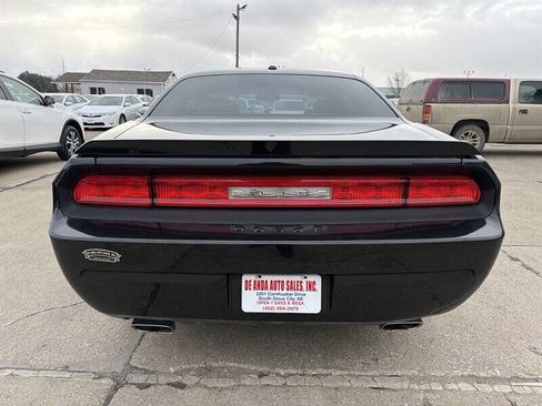 Used 2009 Dodge Challenger R/T image 5