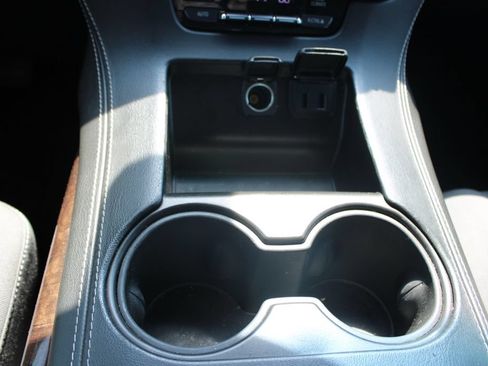 Used 2019 Chevrolet Tahoe LS RWD image 31