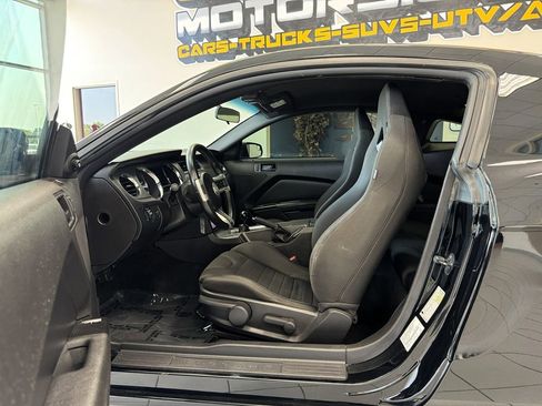 Used 2013 Ford Mustang GT image 15
