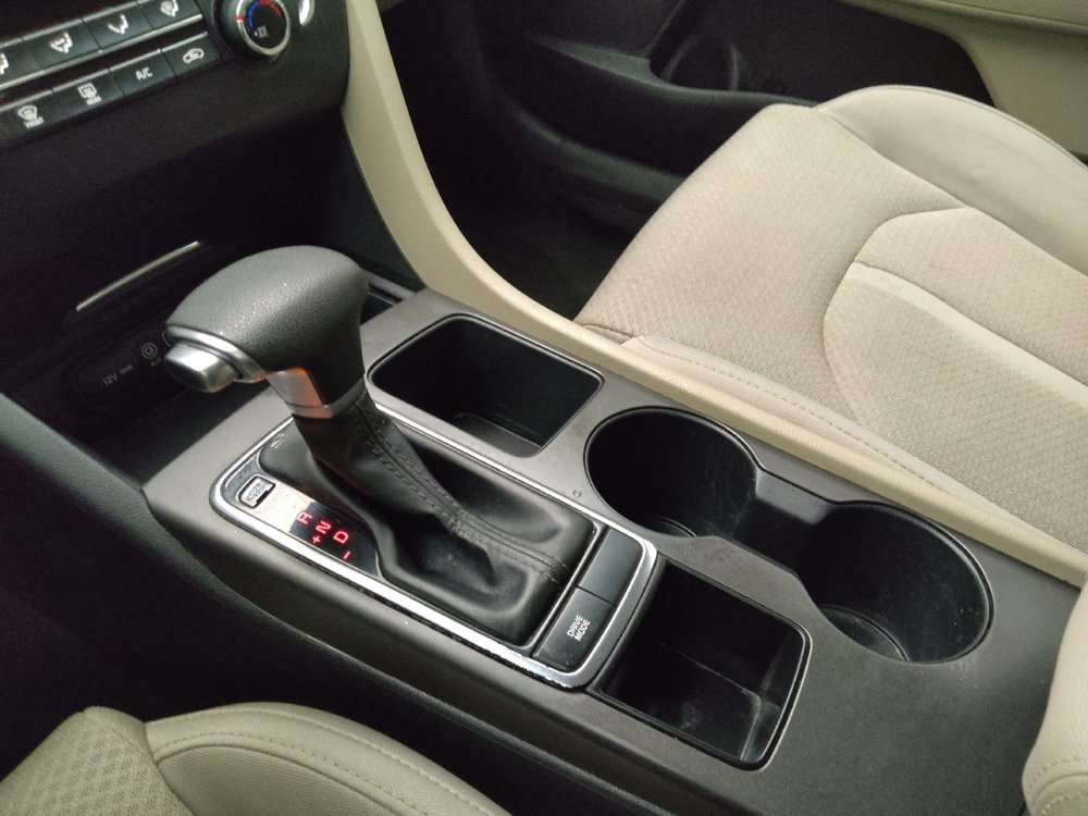 Used 2016 Kia Optima LX FWD image 26