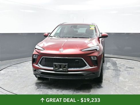 Used 2024 Buick Encore GX Sport Touring image 8