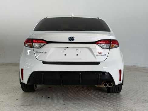 Used 2024 Toyota Corolla SE AWD/4WD image 10