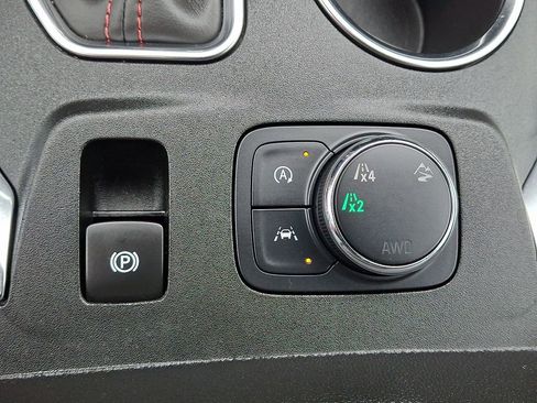 Used 2023 Chevrolet Traverse RS w/ LPO, Floor Liner Package AWD/4WD image 27