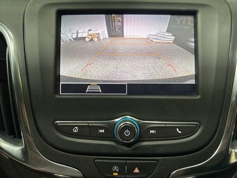 Used 2024 Chevrolet Equinox LT AWD/4WD image 9