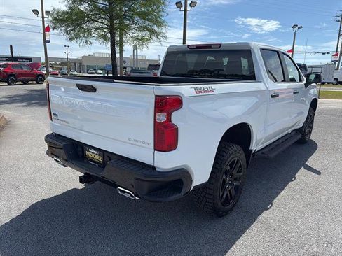 New 2026 Chevrolet Silverado 1500 Custom Trail Boss AWD/4WD image 4