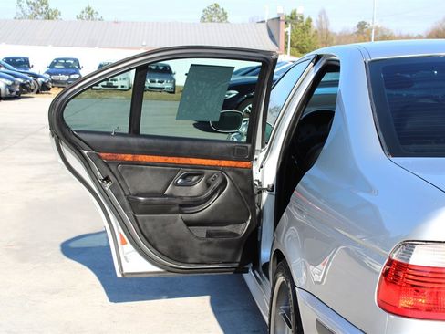 Used 2001 BMW M5 image 38