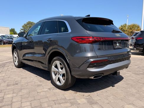 Used 2025 Audi Q5 Premium Plus AWD/4WD image 11