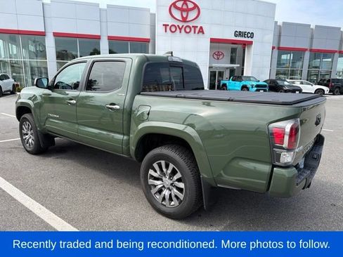 Used 2022 Toyota Tacoma Limited AWD/4WD image 5