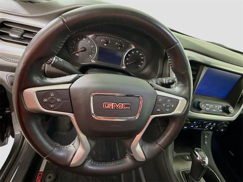 Used 2017 GMC Acadia SLT image 15