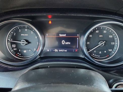 Used 2023 Buick Encore GX Preferred FWD image 38