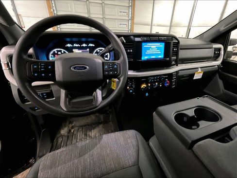 Used 2024 Ford F350 XLT w/ Camper Package AWD/4WD image 13