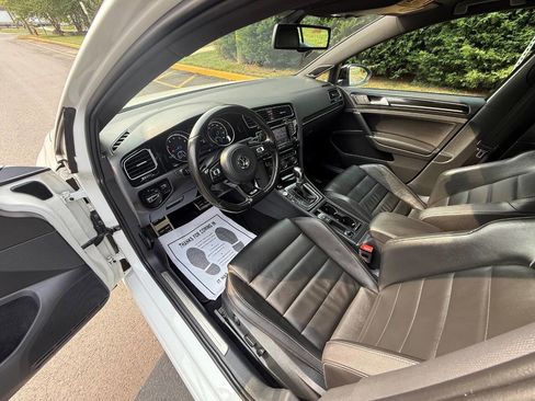 Used 2015 Volkswagen Golf R 4Motion AWD 4dr Hatchback image 26