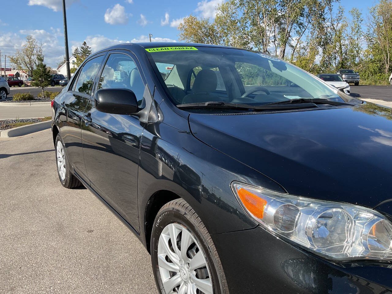 Used 2012 Toyota Corolla LE FWD image 11