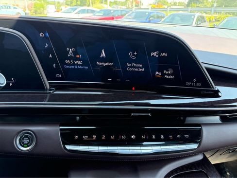 Used 2022 Cadillac Escalade Sport Platinum AWD/4WD image 20