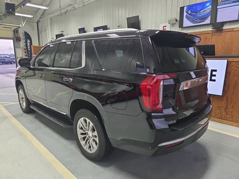 Used 2023 GMC Yukon SLT AWD/4WD image 4