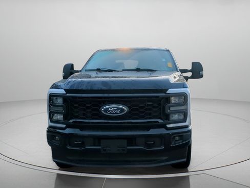 Certified 2024 Ford F250 XL w/ STX Appearance Package AWD/4WD image 8
