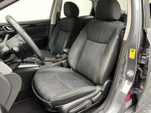 Used 2019 Nissan Sentra SV image 8