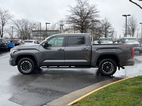 Used 2022 Toyota Tundra SR5 image 10