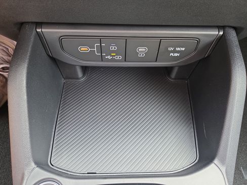 New 2026 Kia Sportage S image 12