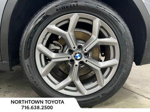 Used 2024 BMW X3 xDrive30i image 32