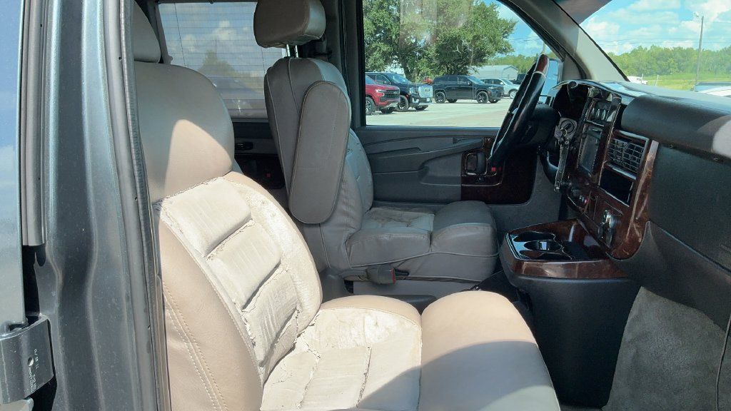 Used 2014 GMC Savana 1500 RWD image 20
