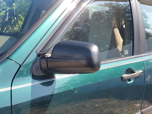 Used 2004 Honda CR-V LX image 5