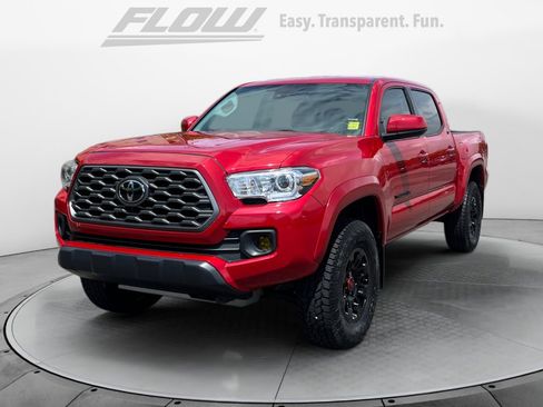 Certified 2023 Toyota Tacoma SR5 AWD/4WD image 4