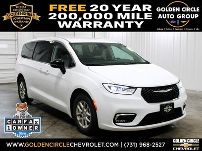 Used 2024 Chrysler Pacifica Touring-L