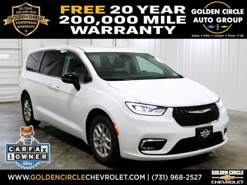 Used 2024 Chrysler Pacifica Touring-L image 1