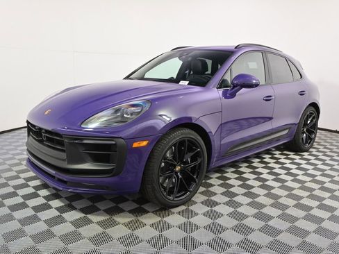 Used 2023 Porsche Macan GTS image 2