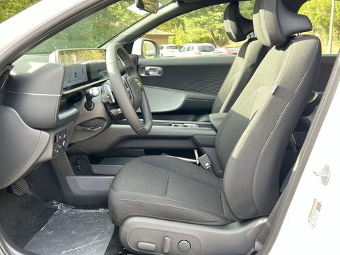 New 2025 Hyundai Ioniq 6 SE image 13