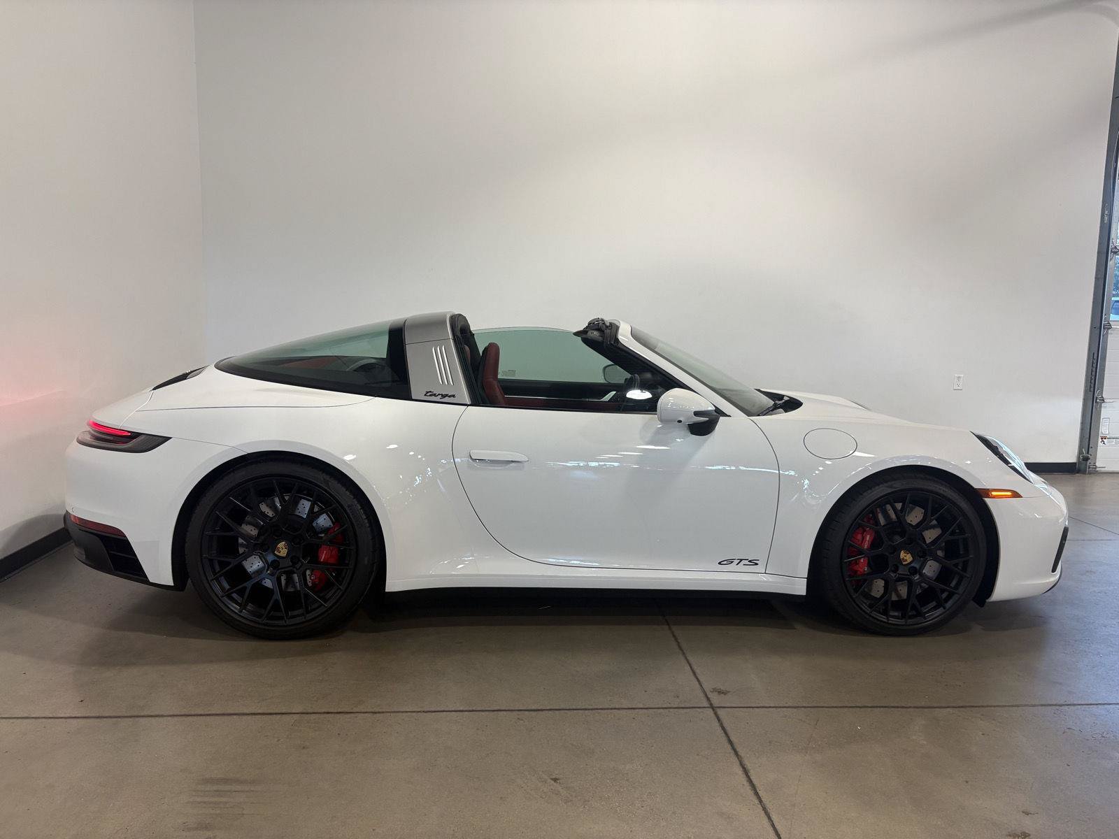 Used 2024 Porsche 911 Targa 4 GTS AWD/4WD image 11
