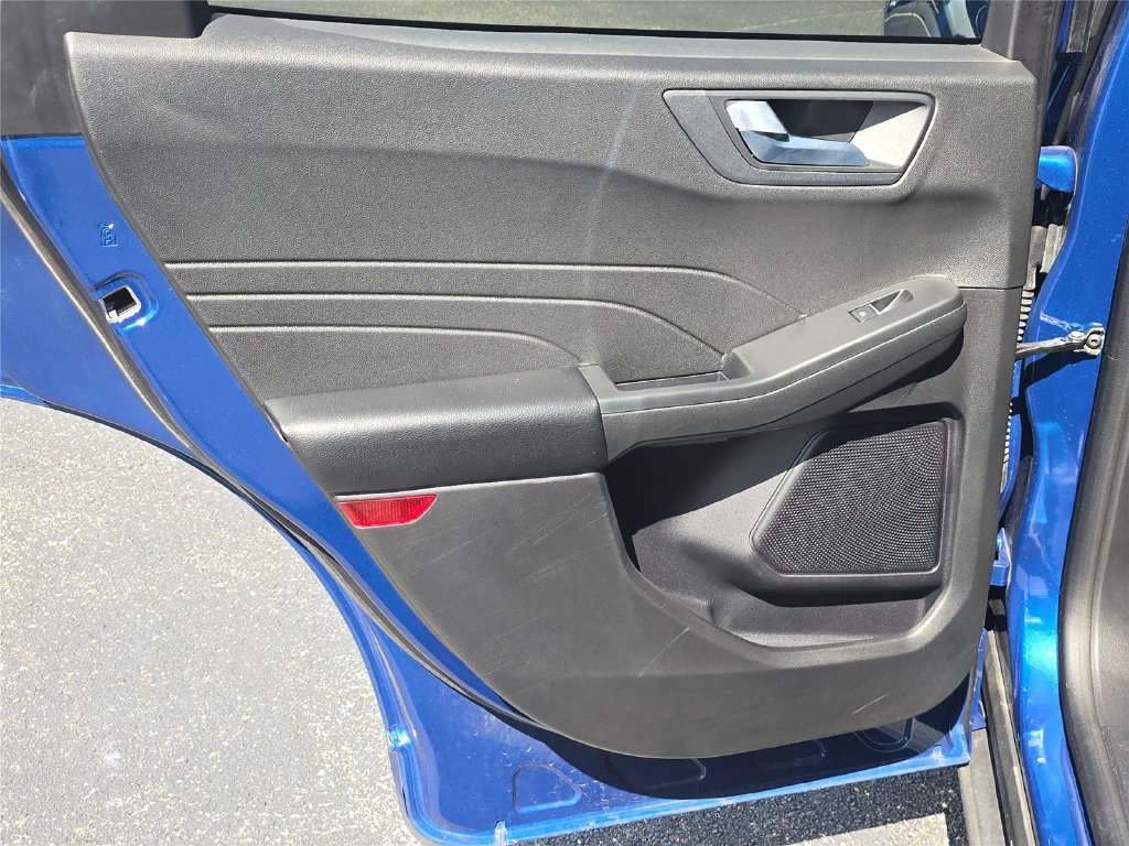 Used 2023 Ford Escape ST-Line w/ Tech Pack #1 FWD image 12