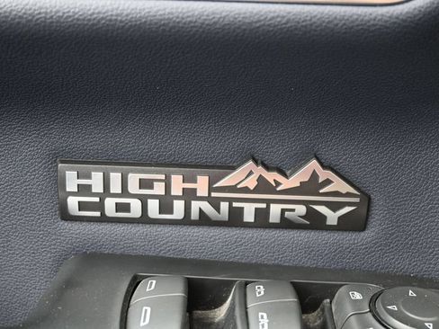 Used 2023 Chevrolet Silverado 1500 High Country AWD/4WD image 23