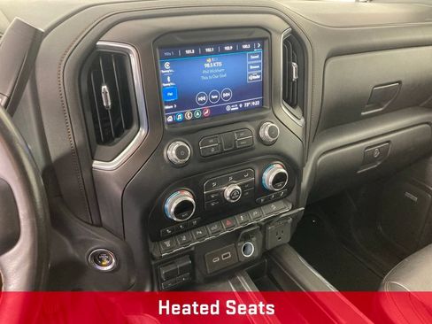 Used 2021 GMC Sierra 2500 AT4 w/ AT4 Premium Plus Package AWD/4WD image 2