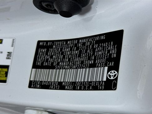 Used 2022 Toyota Corolla LE FWD image 39