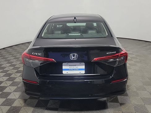 Certified 2024 Honda Civic Touring image 5