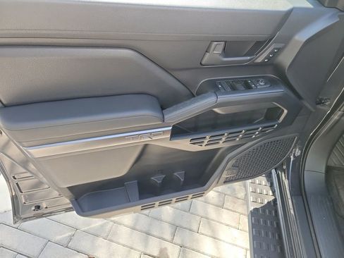 New 2026 Toyota 4Runner TRD Off-Road Premium AWD/4WD image 19
