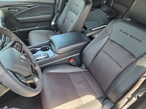 New 2026 Honda Ridgeline Black Edition image 17