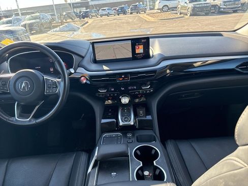 Used 2023 Acura MDX SH-AWD w/ Technology Package image 12